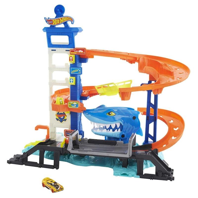 Hot Wheels - Escape del Ataque del Tiburón