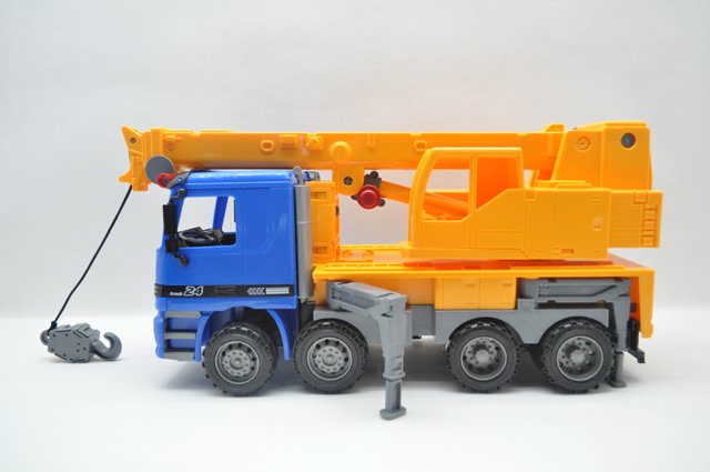 Camion Grua Friccion. Superjuguete